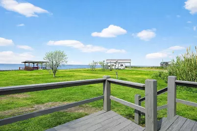 1124 Faggards Road, Gilchrist, TX 77617 - Photo 33