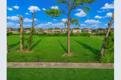 4116 Leslies Way, Dickinson, TX 77539 - Photo 3