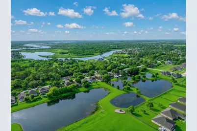 4116 Leslies Way, Dickinson, TX 77539 - Photo 9