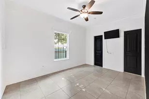 509 Joan Of Arc Dr, Hempstead, TX 77445 - Photo 21