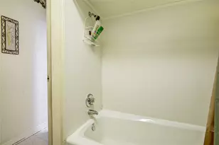 1414 W 9th St, Freeport, TX 77541 - Photo 31