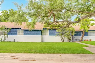 1414 W 9th St, Freeport, TX 77541 - Photo 5