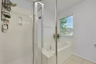 9310 Windy Spring Ln, Houston, TX 77089 - Photo 21