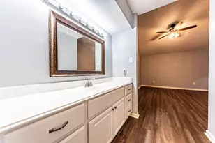 21 Hideaway Dr, Friendswood, TX 77546 - Photo 37