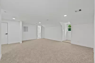 8011 Richmond Avenue, Houston, TX 77063 - Photo 21