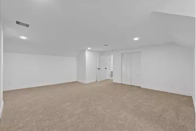 8011 Richmond Avenue, Houston, TX 77063 - Photo 25