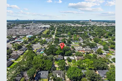 8011 Richmond Avenue, Houston, TX 77063 - Photo 33