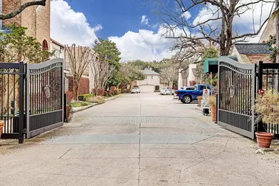 40 River Hollow Lane, Houston, TX 77027 - Photo 39