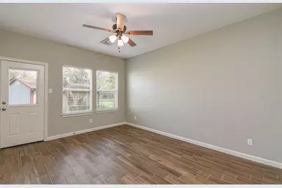 3701 Chanterway St, Bacliff, TX 77518 - Photo 13