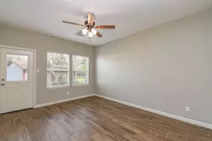 3701 Chanterway St, Bacliff, TX 77518 - Photo 13