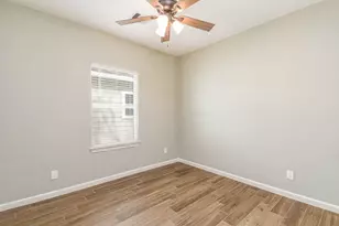 3701 Chanterway St, Bacliff, TX 77518 - Photo 11