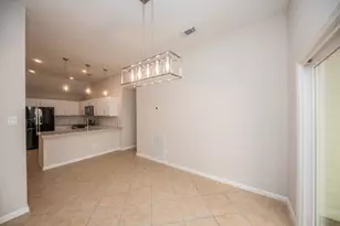 121 Coffee Ln, Lake Jackson, TX 77566 - Photo 7