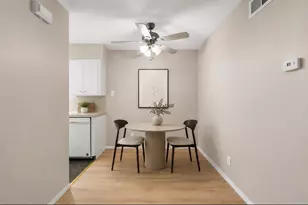 2012 Brun St, Houston, TX 77019 - Photo 9