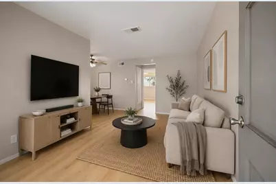 2012 Brun Street #E, Houston, TX 77019 - Photo 3