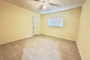 2607 Olympus Dr, Houston, TX 77084 - Photo 11
