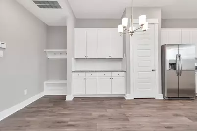 2717 Ruhman Fields Drive, Houston, TX 77008 - Photo 13