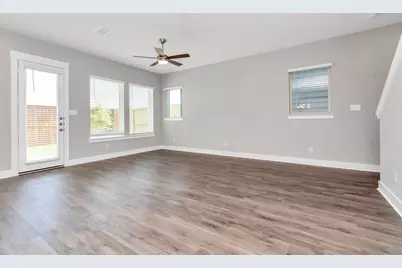 2717 Ruhman Fields Drive, Houston, TX 77008 - Photo 11