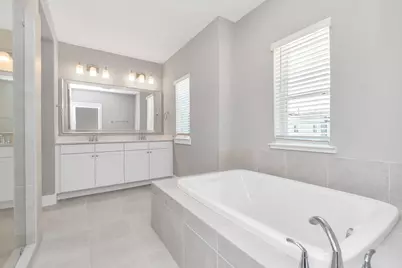 2717 Ruhman Fields Drive, Houston, TX 77008 - Photo 23