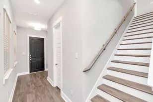 2717 Ruhman Flds Dr, Houston, TX 77008 - Photo 15