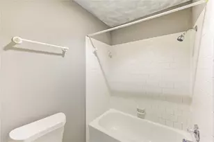 7815 Terra Cotta Dr, Houston, TX 77040 - Photo 13