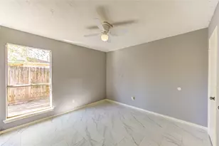 7815 Terra Cotta Dr, Houston, TX 77040 - Photo 17