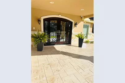 10518 Pleasanton Drive, Houston, TX 77038 - Photo 3