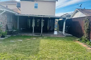 10518 Pleasanton Dr, Houston, TX 77038 - Photo 37