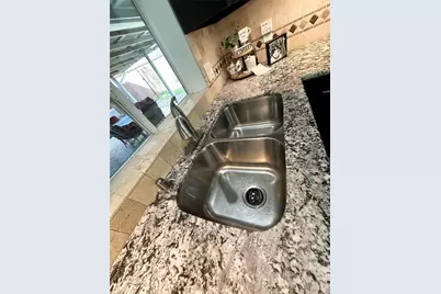 10518 Pleasanton Drive, Houston, TX 77038 - Photo 11