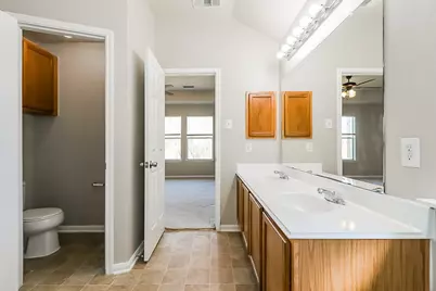 17806 Oakland Mills Drive, Richmond, TX 77407 - Photo 13