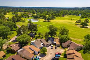 17 Townhouse Ln, Trinity, TX 75862 - Photo 3