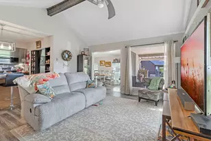 17 Townhouse Ln, Trinity, TX 75862 - Photo 11