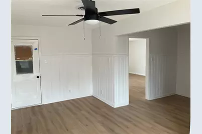 326 E 1st Street, Deer Park, TX 77536 - Photo 11