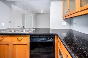 3085 Walnut Bend Ln, Houston, TX 77042 - Photo 7