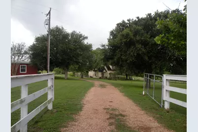 4077 Fm-949, Sealy, TX 77474 - Photo 1