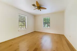 12973 Trail Hollow Dr, Houston, TX 77079 - Photo 19