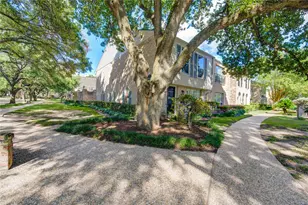 12973 Trail Hollow Dr, Houston, TX 77079 - Photo 25