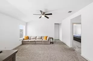 2823 Chase Cross Ln, Houston, TX 77047 - Photo 15