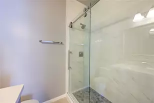 3050 Holly Hall St, Houston, TX 77054 - Photo 15