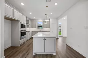 14317 Bluebonnet Bnd Ct, Willis, TX 77318 - Photo 13