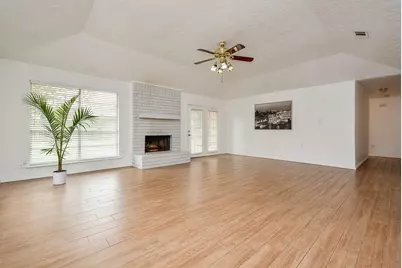 3315 Honey Creek Drive, Houston, TX 77082 - Photo 13