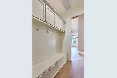 1570 Cheshire Lane, Houston, TX 77018 - Photo 23