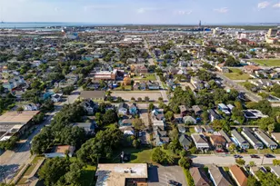 1515 J H Clouser St, Galveston, TX 77550 - Photo 3