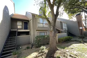 6601 Sands Point Dr, Houston, TX 77074 - Photo 3