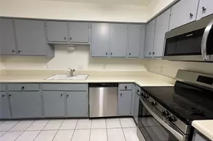 6601 Sands Point Dr, Houston, TX 77074 - Photo 7