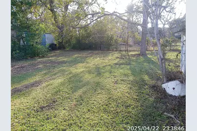504 Camp Street, Alleyton, TX 78935 - Photo 7