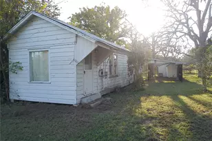504 Camp St, Alleyton, TX 78935 - Photo 1