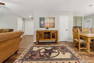 61 Southwood Forest Rd, Huntsville, TX 77340 - Photo 3