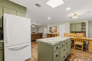 61 Southwood Forest Rd, Huntsville, TX 77340 - Photo 9