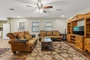 61 Southwood Forest Rd, Huntsville, TX 77340 - Photo 11