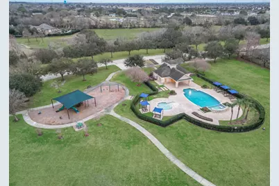 105 Hawke Bay Lane, Friendswood, TX 77546 - Photo 45